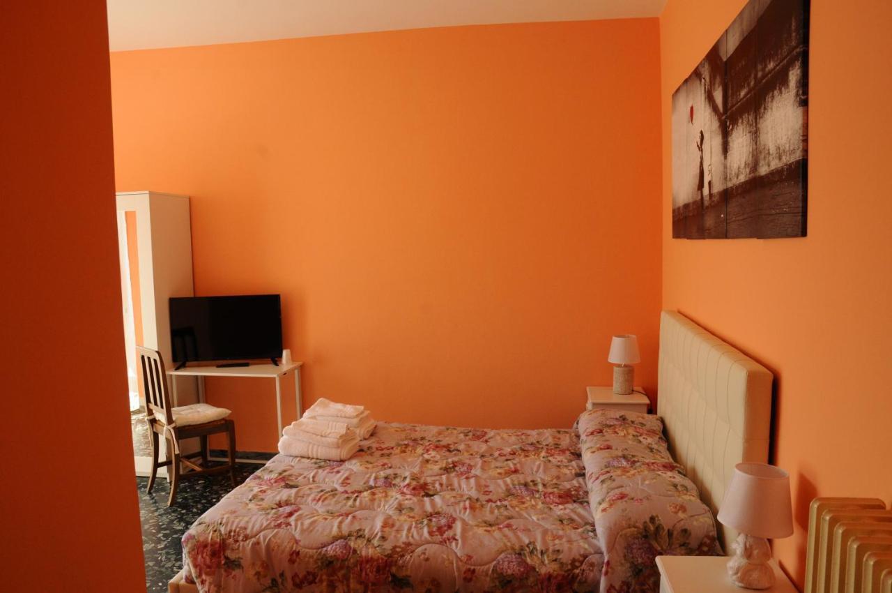 Andrea Affittacamere E B&B Solignano Nuovo Екстериор снимка